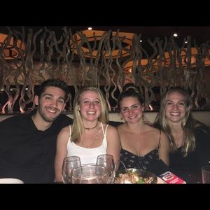 Meet your Posher, Lena